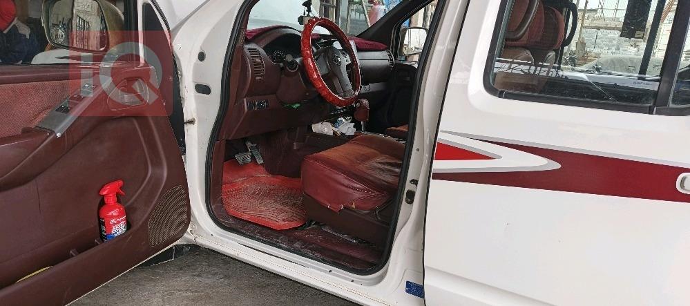 نيسان نافارا